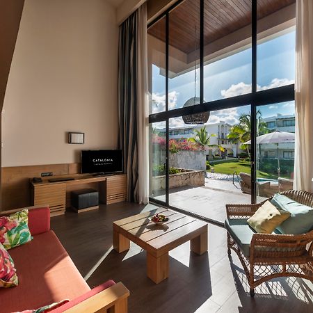 Catalonia Royal Bavaro (Adults Only) Punta Cana Exterior photo A living room at the resort