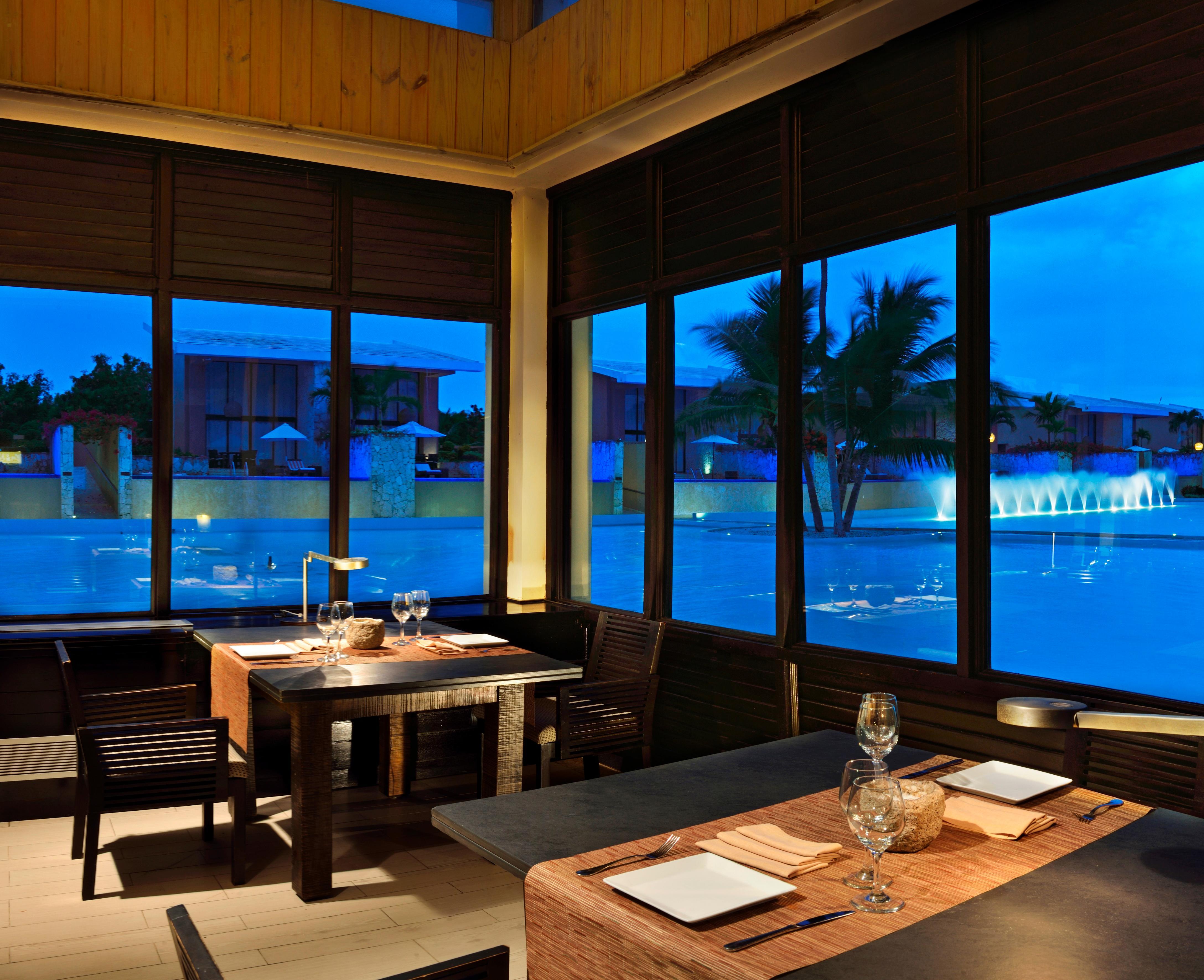 Catalonia Royal Bavaro (Adults Only) Punta Cana Exterior photo The interior of the restaurant