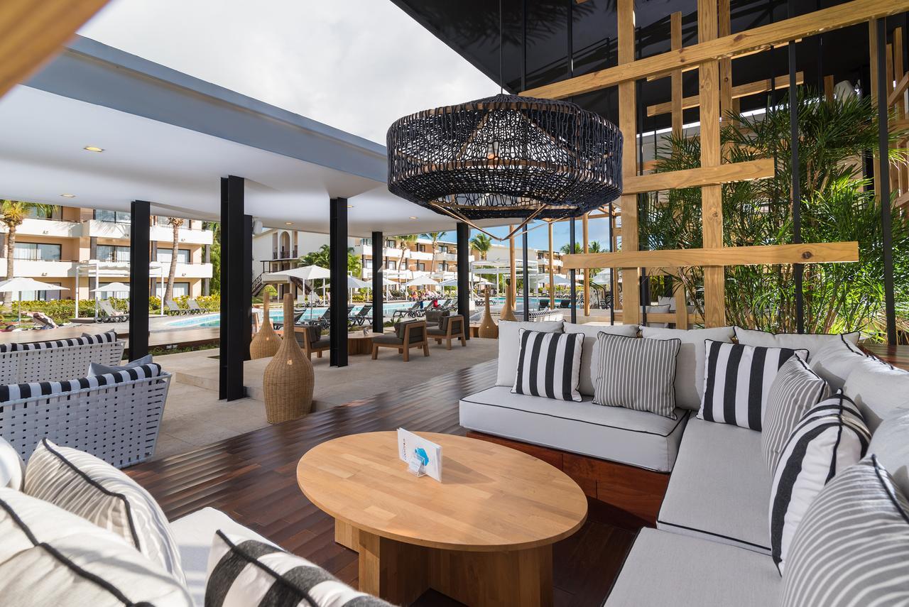 Catalonia Royal Bavaro (Adults Only) Punta Cana Exterior photo The interior of the hotel